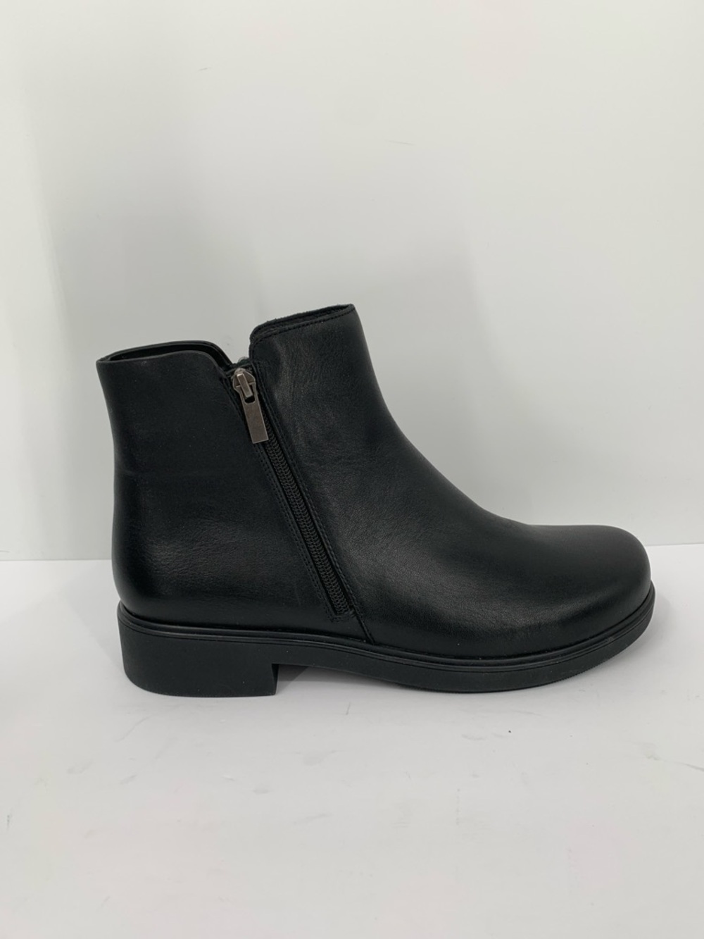 Abeo Compass zip ankle boot shoe black leather comfort footbed women new 11